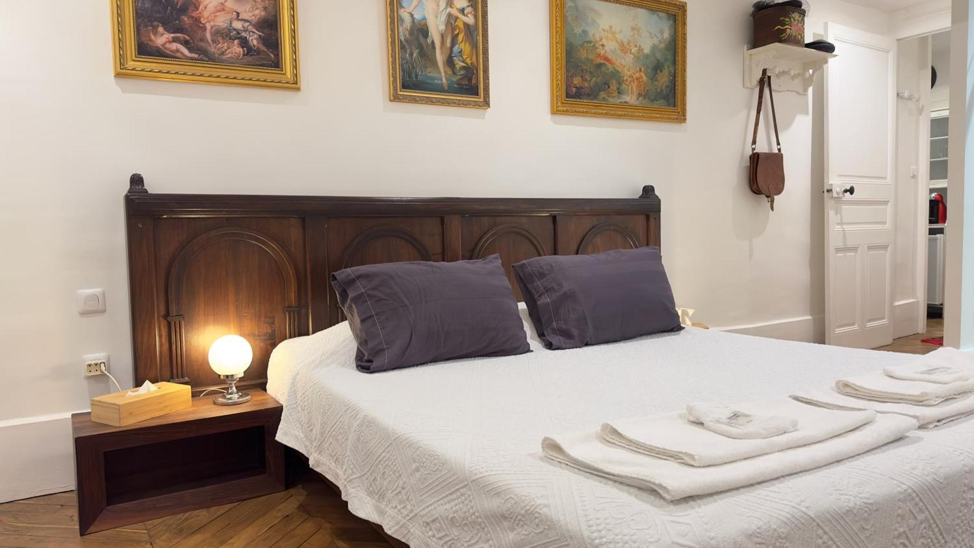 Chambre De Charme Au Coeur Du Vieux Valence - Confort & Calme Esterno foto